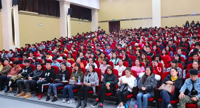 ����ɭǧ�˹��洮�v