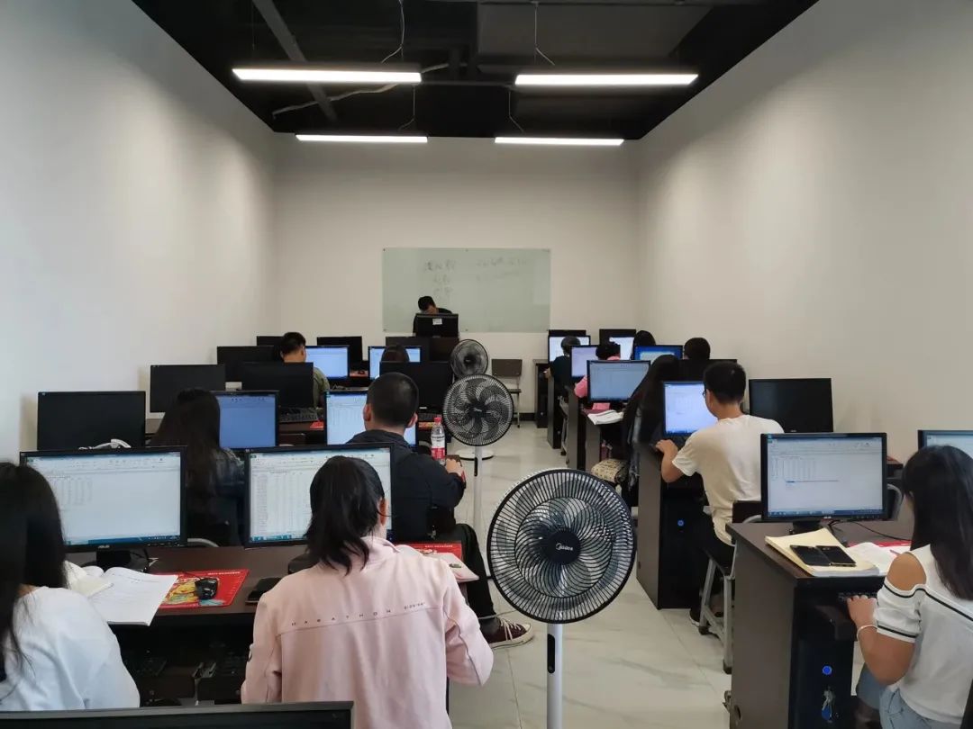 愛因森教育 愛因森教育