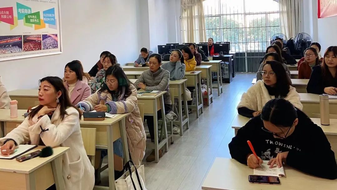 ����W�T�LՄ