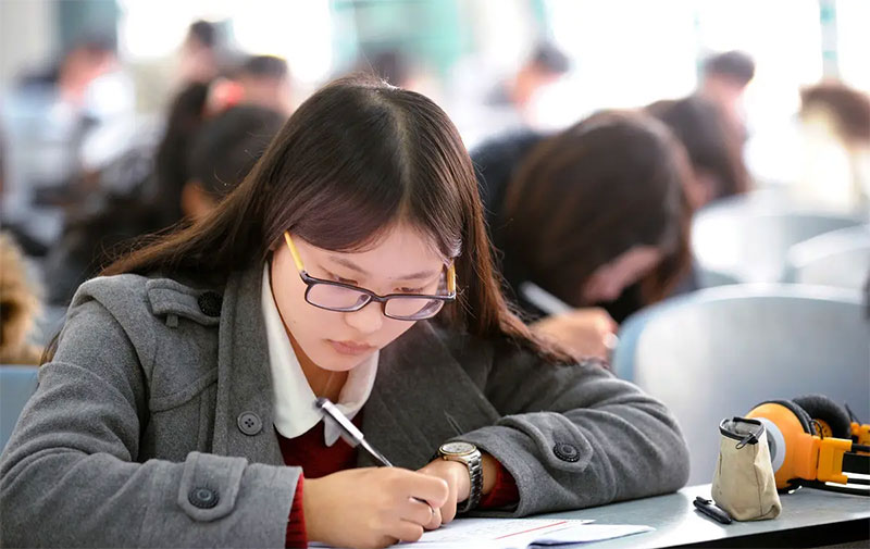 ���ϳ��˸߿�ͨ�^��