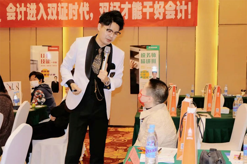 �涐�L(f��ng)�U(xi��n)�����c���ջI�����}��Ӗ(x��n)