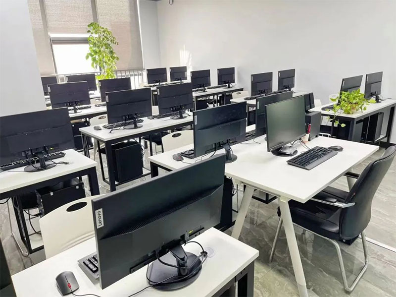 ����ɭ����ͬ��У�^���b�_�I