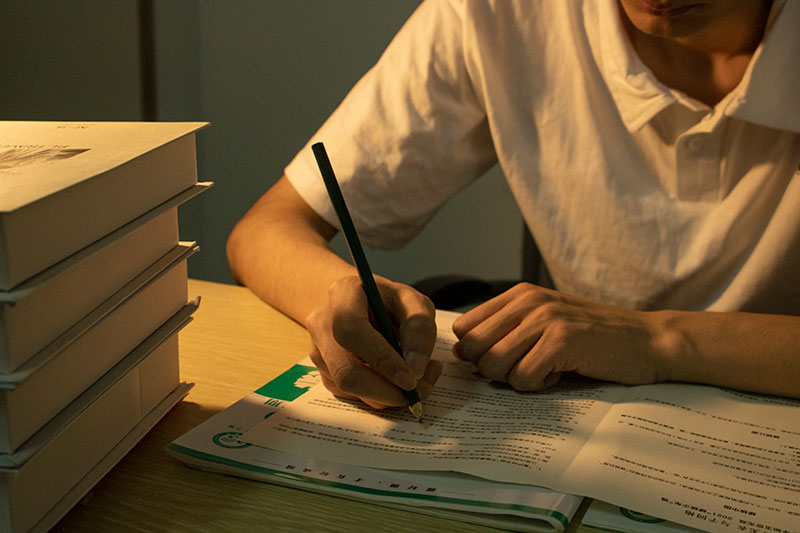 ����늴��Ă�(g��)�������ߣ����ߵ��J(r��n)�ɶ�����