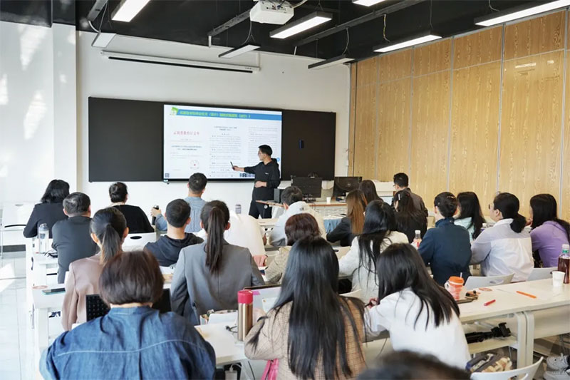 成人高等學歷教育學位證最新政策專題培訓 成人高等學歷教育學位證最新政策專題培訓