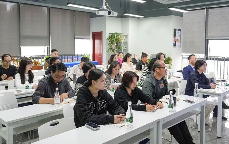 ����ɭ����OAϵ�y(t��ng)������Ӗ